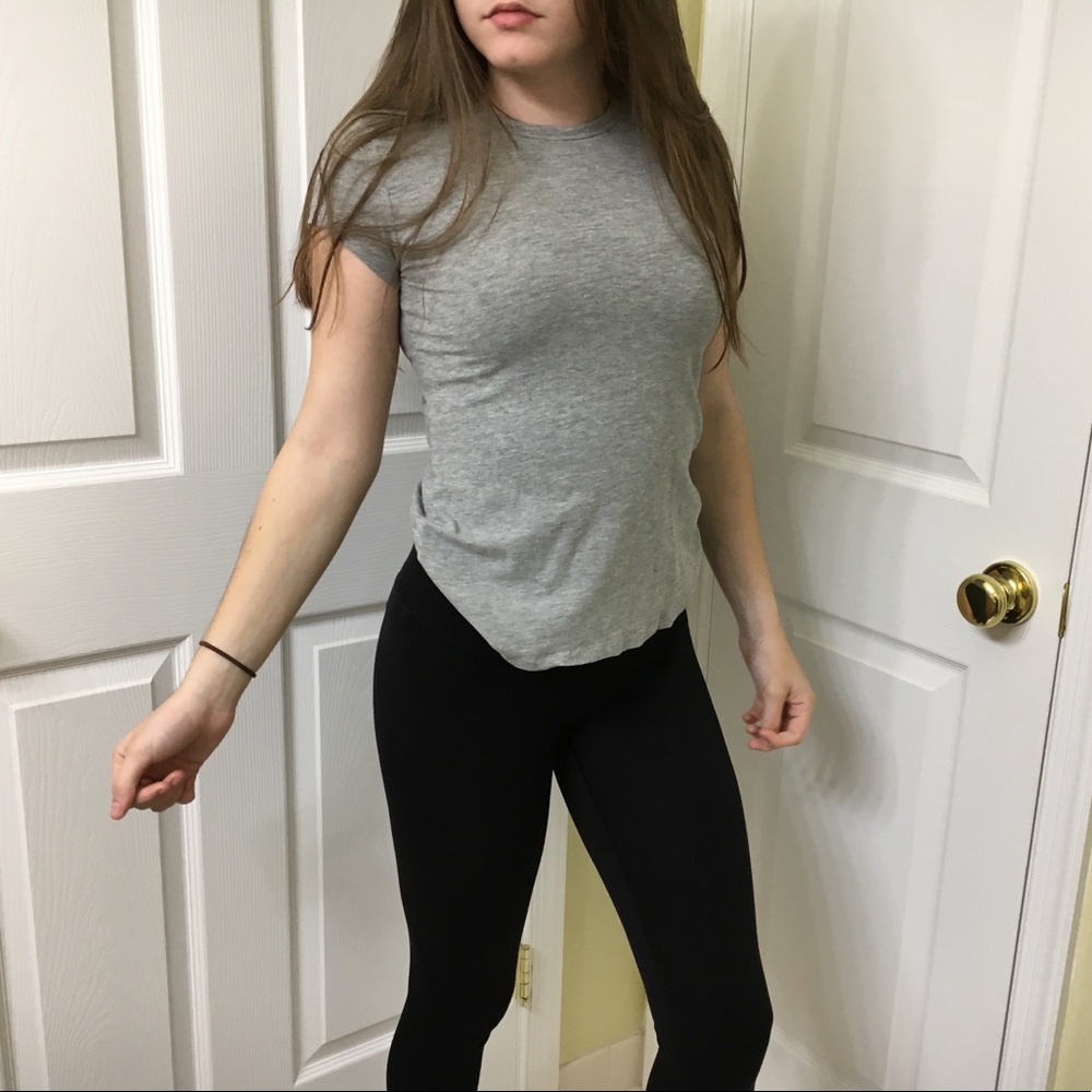 Basic Tight Grey Shirt H&M’s